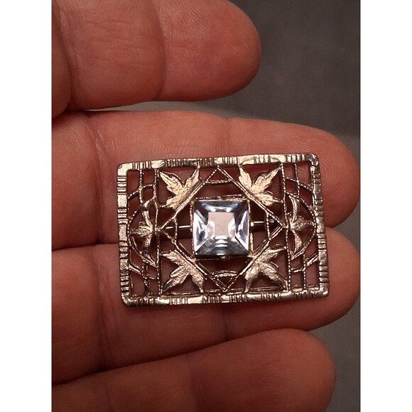 Art Deco Maple Leaf Blue Rhinestone Brooch - Picture 3 of 7